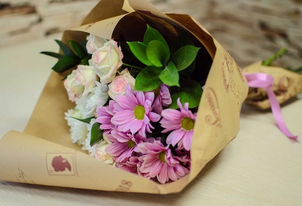 Букет цветов из: Розы и Хризантемы в Залимане