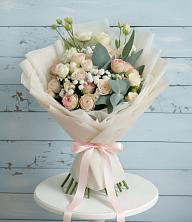 Букет цветов из:  Розы и Лизиантусы в Залимане