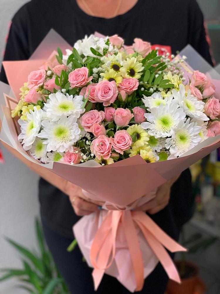 Букет цветов из: Розы и Хризантемы в Залимане