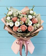 Букет цветов из:  Розы, Альстромерии и Лизиантусы в Залимане