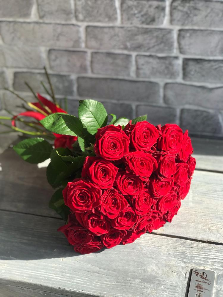 Букет Красные розы Фридом в Залимане