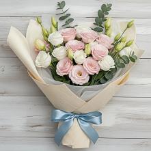 Букет цветов из:  Лизиантусы #REPLACE_PRED# Залимане