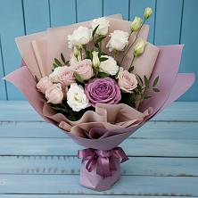 Букет цветов из:  Розы и Лизиантусы в Залимане