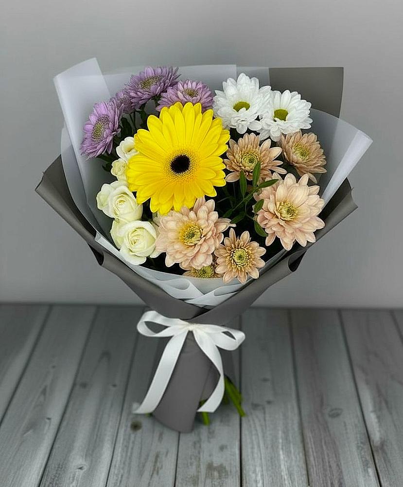 Букет цветов из: Розы, Герберы и Хризантемы в Залимане