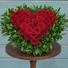 Цветочная композиция из Розы в виде сердца в Залимане