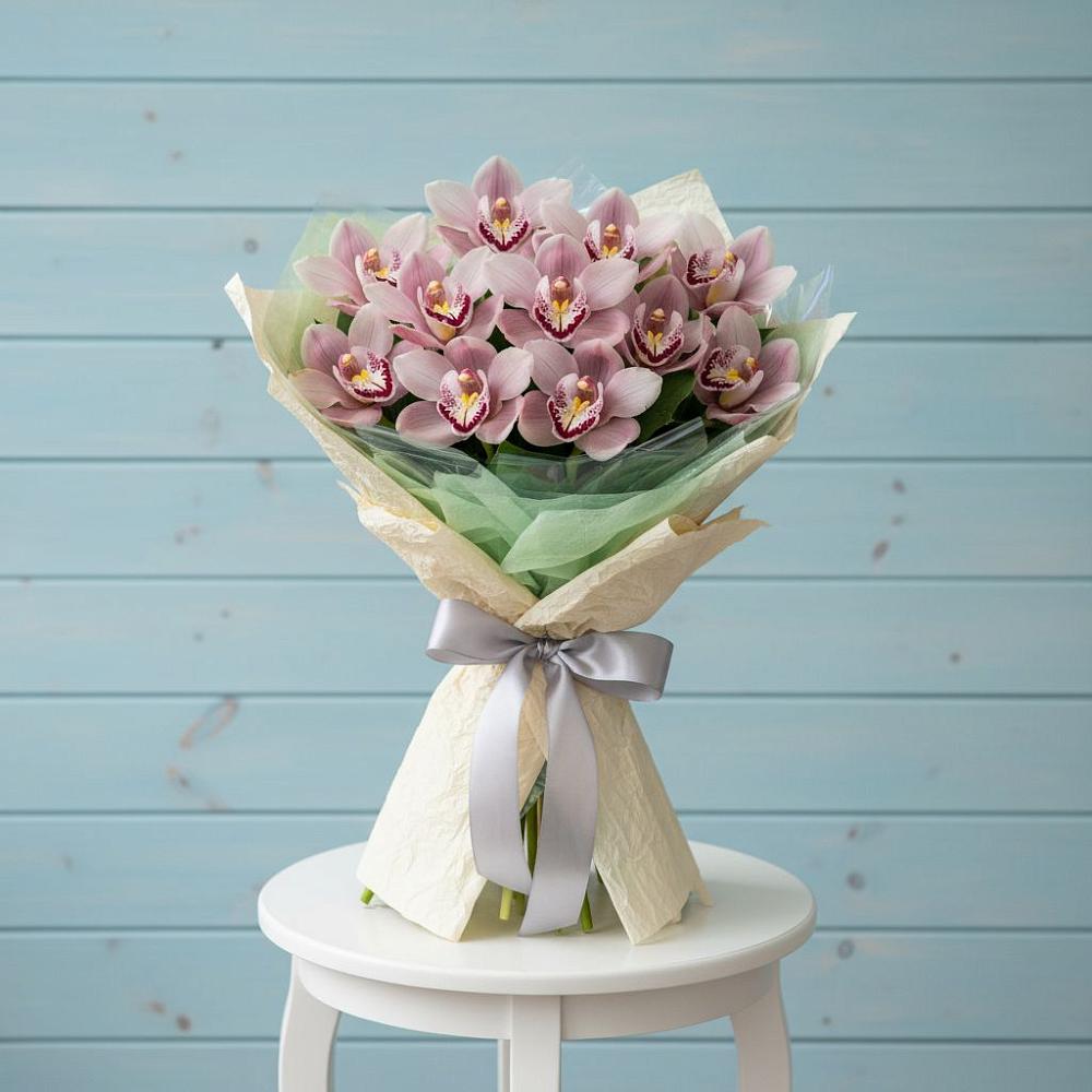 Букет цветов из: Орхидеи и Розы в Залимане