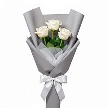 Букет 3 белые розы в Залимане