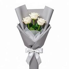 Букет 3 белые розы в Залимане