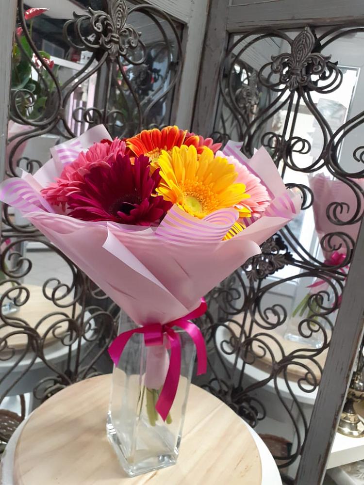 Букет цветов из: Герберы в Залимане