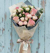 Букет цветов из:  Розы #REPLACE_PRED# Залимане