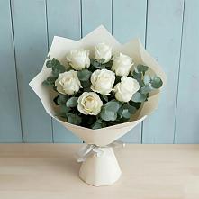 Букет Белые розы в Эвкалипте в Залимане