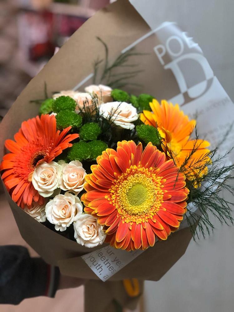 Букет цветов из: Герберы, Хризантемы и Розы в Залимане