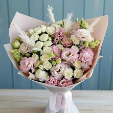 Букет цветов из:  Альстромерии и Розы в Залимане